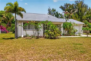 1705 NE 7th St, Cape Coral, FL 33909 - Photo 2