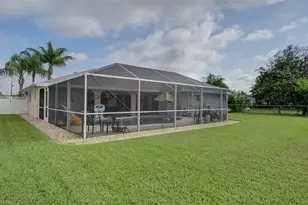 1320 SE 25th Ln, Cape Coral, FL 33904 - Photo 24