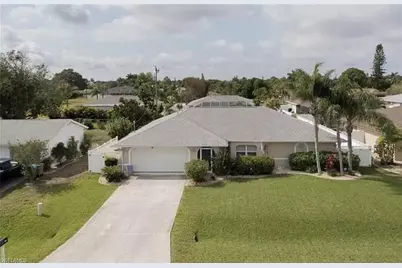 1320 SE 25th Ln, Cape Coral, FL 33904 - Photo 4