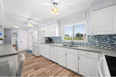 3014 SE 17th Ave, Cape Coral, FL 33904 - Photo 10