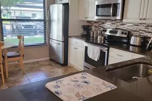 4244 SE 20th Pl, Cape Coral, FL 33904 - Photo 4