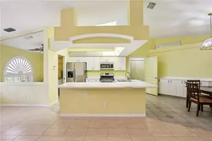 2701 SW 37th Terrace, Cape Coral, FL 33914 - Photo 10