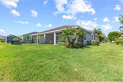 4287 Lemongrass Dr, Fort Myers, FL 33916 - Photo 24