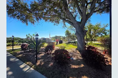 9970 Sailview Ct #9, Fort Myers, FL 33905 - Photo 4