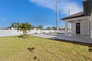 2328 NW 8th Pl, Cape Coral, FL 33993 - Photo 36