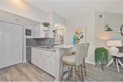 15630 Ocean Walk Cir #111, Fort Myers, FL 33908 - Photo 4