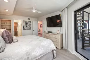 2445 W Gulf Dr, Sanibel, FL 33957 - Photo 14