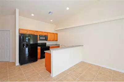 615 SE 6th Ter, Cape Coral, FL 33990 - Photo 14