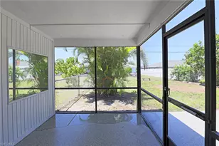 3818 SW 7th Pl, Cape Coral, FL 33914 - Photo 14