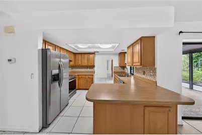 2233 SW 4th St, Cape Coral, FL 33991 - Photo 10