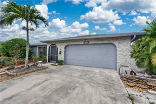 2233 SW 4th St, Cape Coral, FL 33991 - Photo 34