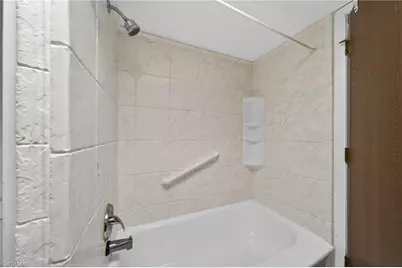 2233 SW 4th St, Cape Coral, FL 33991 - Photo 24