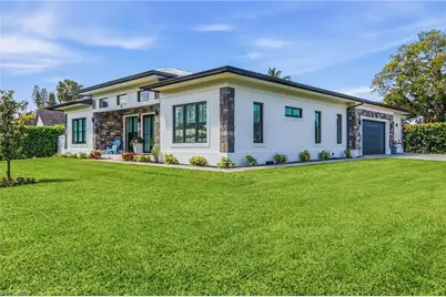 167 Burning Tree Dr, Naples, FL 34105 - Photo 2