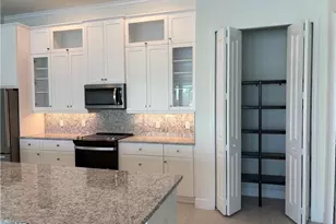 136 NW 29th Pl, Cape Coral, FL 33993 - Photo 8