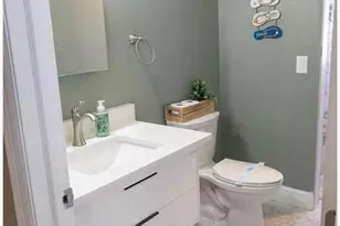 310 Madison Ct, Fort Myers Beach, FL 33931 - Photo 10