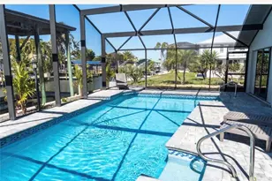 323 Washington Ct, Fort Myers Beach, FL 33931 - Photo 10