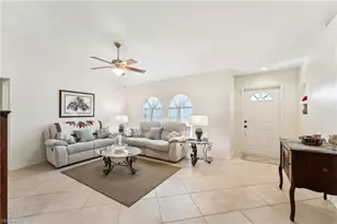 914 SW 3rd Ave, Cape Coral, FL 33991 - Photo 6