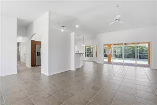 928 NW 5th Pl, Cape Coral, FL 33993 - Photo 8