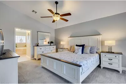 201 SW 35th St, Cape Coral, FL 33914 - Photo 24