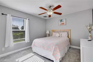 201 SW 35th St, Cape Coral, FL 33914 - Photo 14