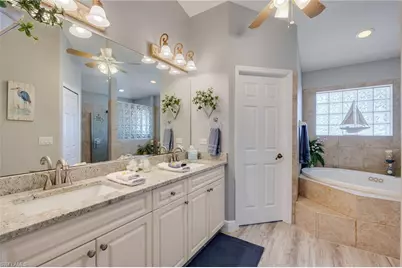 201 SW 35th St, Cape Coral, FL 33914 - Photo 22