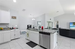 1201 NW 14th Pl, Cape Coral, FL 33993 - Photo 12