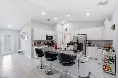1201 NW 14th Pl, Cape Coral, FL 33993 - Photo 10