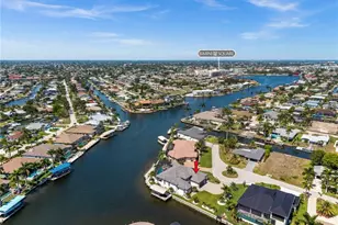 5201 Skylark Ct, Cape Coral, FL 33904 - Photo 2