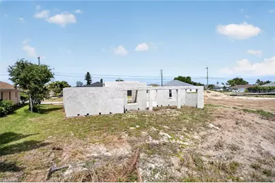 1003 NE 10th Pl, Cape Coral, FL 33909 - Photo 12
