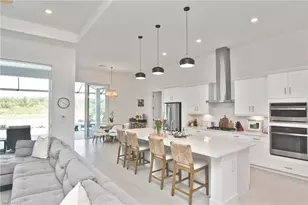 18958 WildBlue Blvd, Fort Myers, FL 33913 - Photo 8