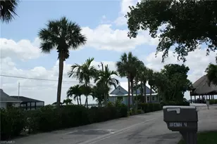 15472 Admiralty Cir, North Fort Myers, FL 33917 - Photo 2