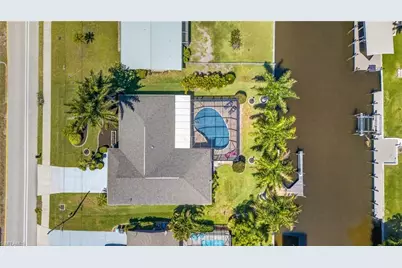 1229 El Dorado Pkwy E, Cape Coral, FL 33904 - Photo 34