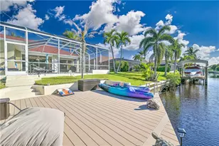 2010 SE 18th Ave, Cape Coral, FL 33990 - Photo 8