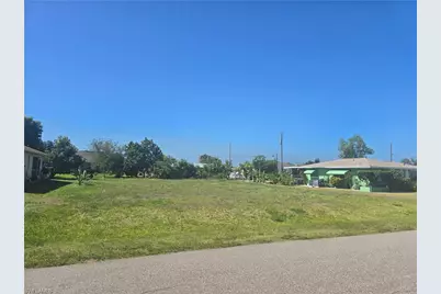 218 SE 47th St, Cape Coral, FL 33904 - Photo 1