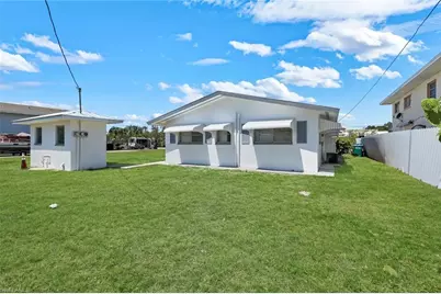 4905 Viceroy St #1, Cape Coral, FL 33904 - Photo 4