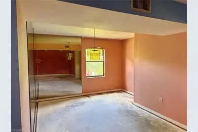 9305 Lake Park Dr #104, Fort Myers, FL 33919 - Photo 10