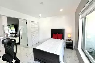 1919 Countess Ct, Naples, FL 34110 - Photo 24