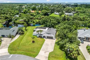 7436 Dana Lin Cir, North Fort Myers, FL 33917 - Photo 2