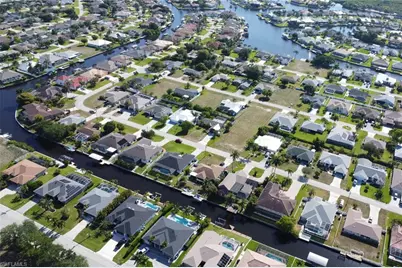 2146 SE 18th Ave, Cape Coral, FL 33990 - Photo 48