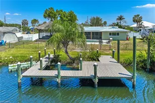 13821 River Forest Dr, Fort Myers, FL 33905 - Photo 4