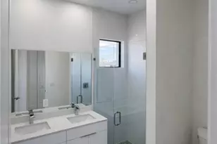 2102 NW 25th Pl, Cape Coral, FL 33993 - Photo 12