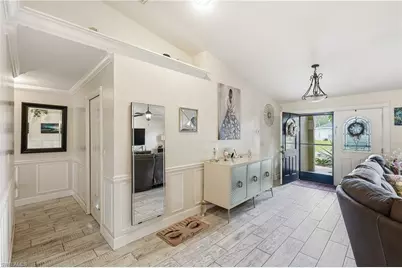 1818 NE 2nd St, Cape Coral, FL 33909 - Photo 6