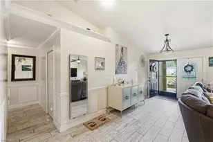 1818 NE 2nd St, Cape Coral, FL 33909 - Photo 6