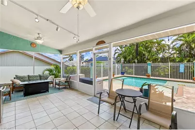 17593 Moorfield Dr, Fort Myers, FL 33908 - Photo 4