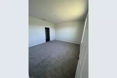 916 NW 3rd Ave, Cape Coral, FL 33993 - Photo 6
