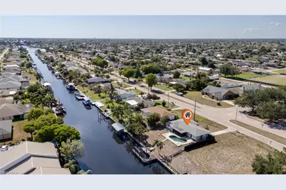 1522 Shelby Pkwy, Cape Coral, FL 33904 - Photo 24