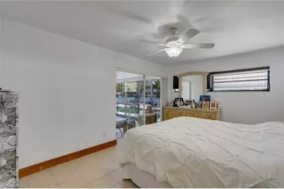 1522 Shelby Pkwy, Cape Coral, FL 33904 - Photo 14