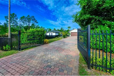 4457 12th St NE, Naples, FL 34120 - Photo 2