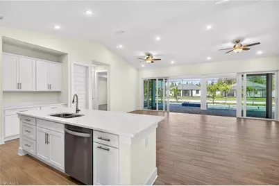 1030 SW 15th Ave, Cape Coral, FL 33991 - Photo 10