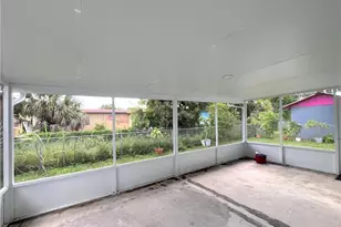 3026 2nd St, Fort Myers, FL 33916 - Photo 6